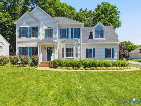 8724 Hillcreek Drive , Chesterfield, VA 23112