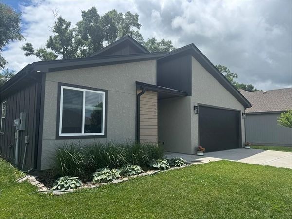 111 W 16th Terrace, Eudora, KS 66025