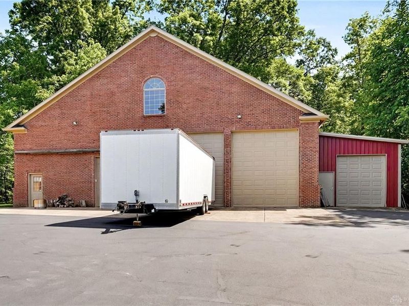5090 Ross Road, Bethel Township, OH 45371 Photo 4