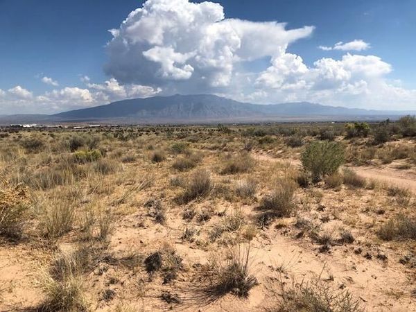9th Avenue NE, Rio Rancho, NM 87144