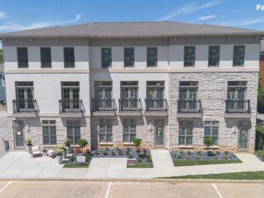 1560 S Piazza Drive, Bloomington, IN 47401