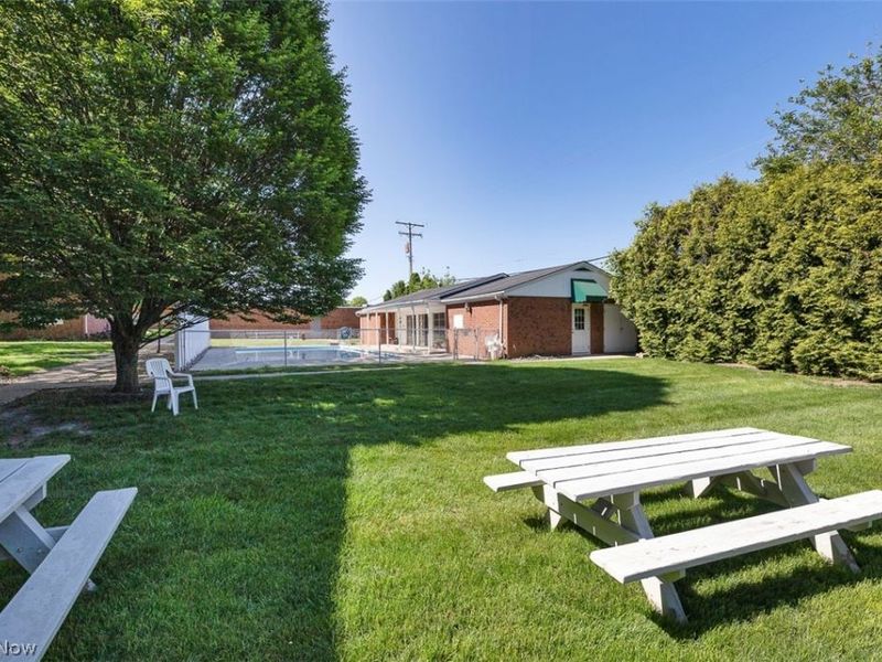 2854 Pease Drive , Unit 203S, Rocky River, OH 44116 Photo 22
