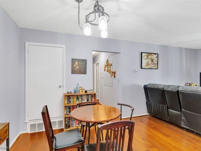 2854 Pease Drive , Unit 203S, Rocky River, OH 44116 Photo 8