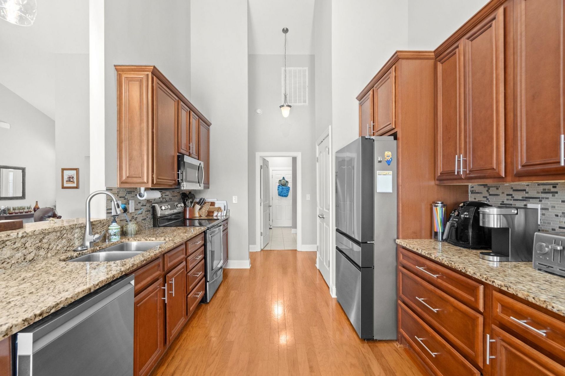 9181 Abingdon Dr. Photo 19
