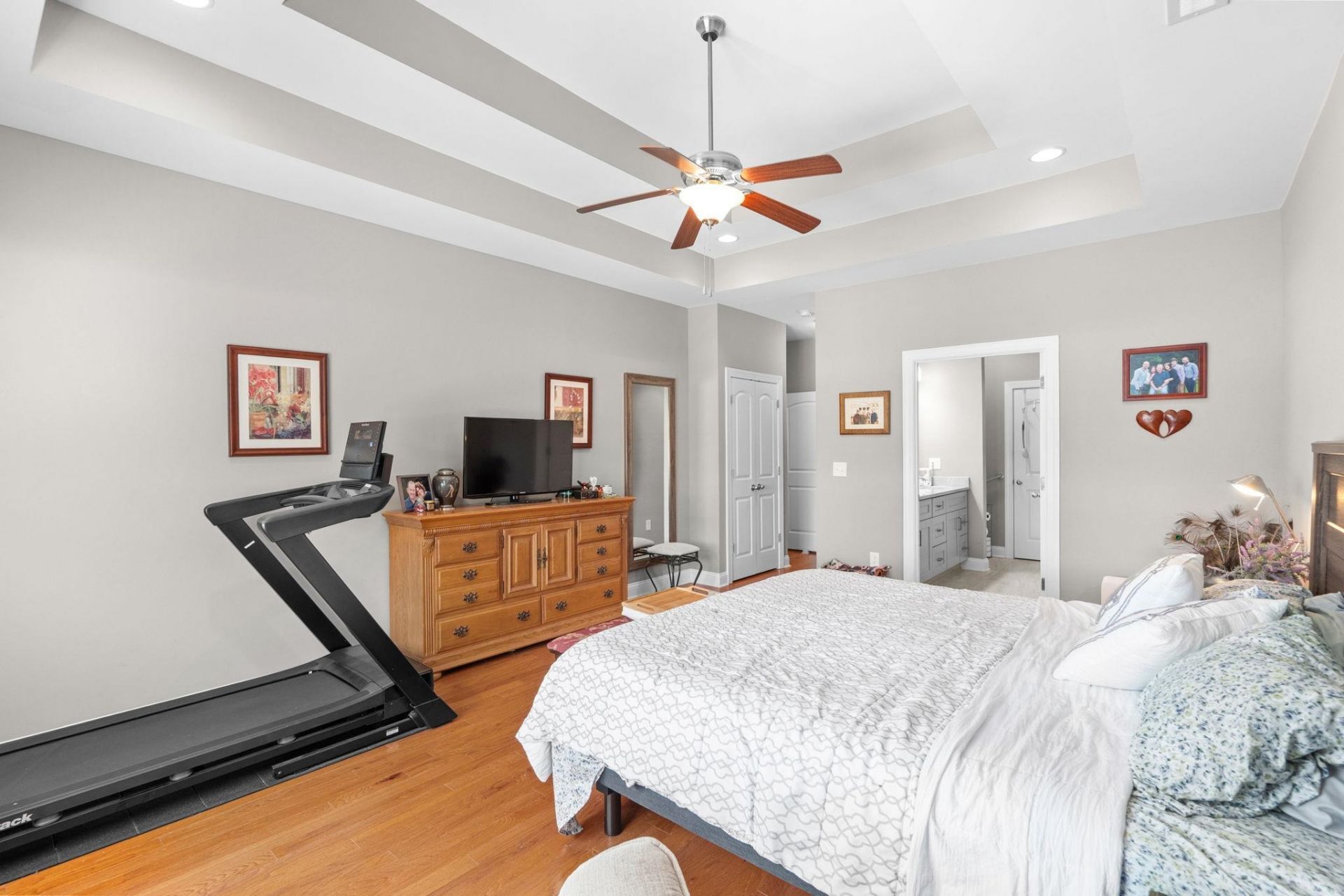 9181 Abingdon Dr. Photo 29