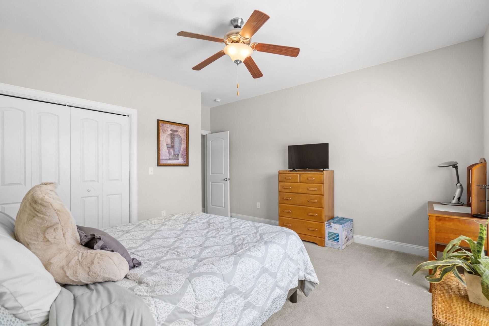 9181 Abingdon Dr. Photo 36