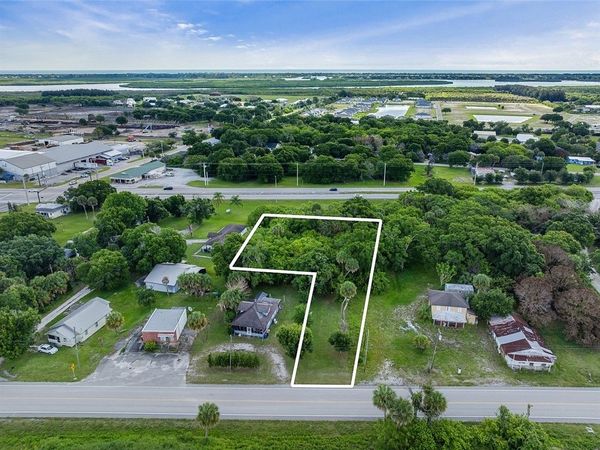 3520 68th Street, Vero Beach, FL 32967