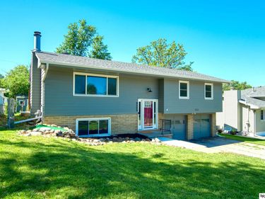 8523 Orchard Avenue, Omaha, NE 68127