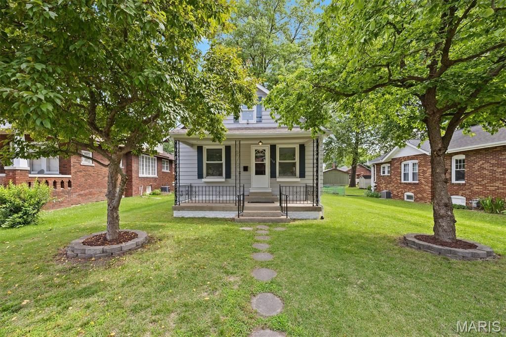 518 S Virginia Avenue , Belleville, IL 62220 Main Photo