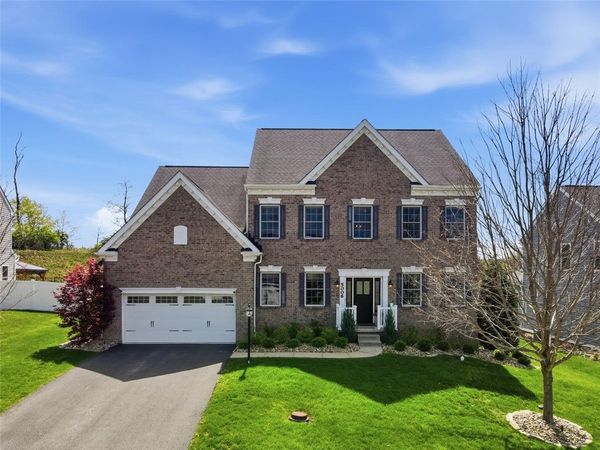 5006 Firwood Dr , Canonsburg, PA 15317