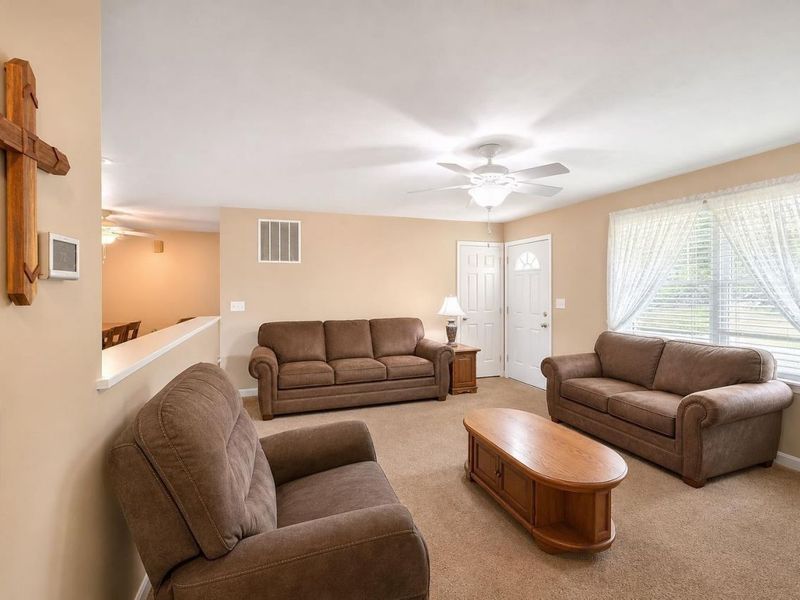 517 N Elm Street, Bellefontaine, OH 43311 Photo 5