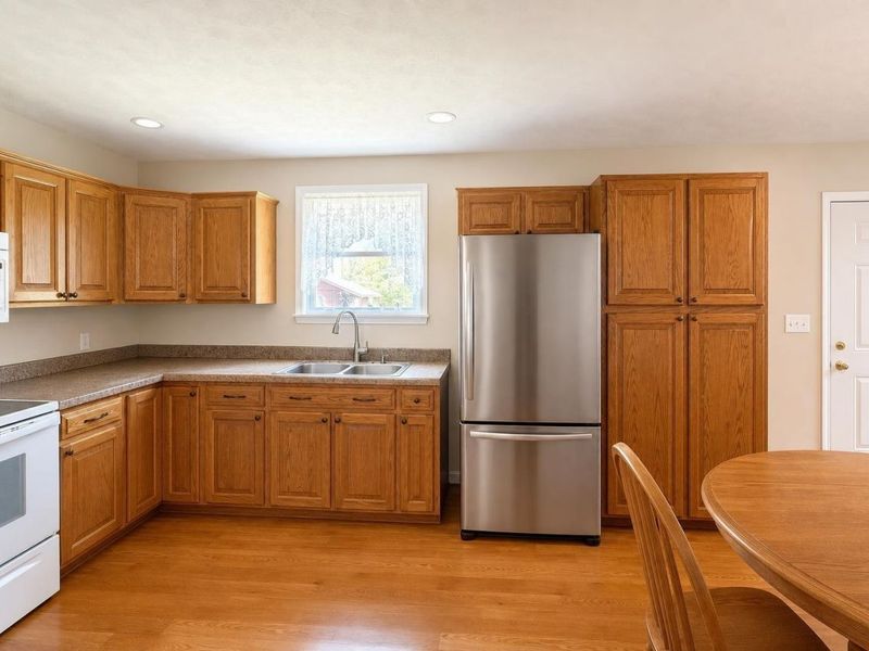 517 N Elm Street, Bellefontaine, OH 43311 Photo 7