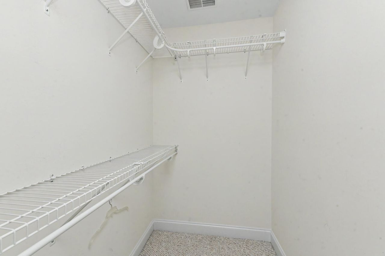 100 Tuscany Court Photo 15
