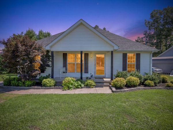2613 Calais Ct, Murfreesboro, TN 37127