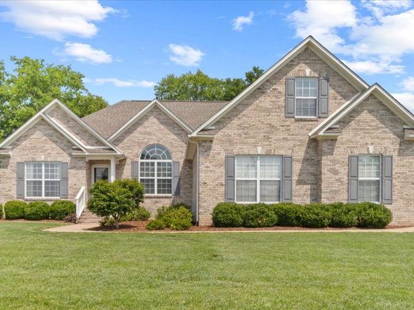 923 Crosby Ct , Columbia, TN 38401