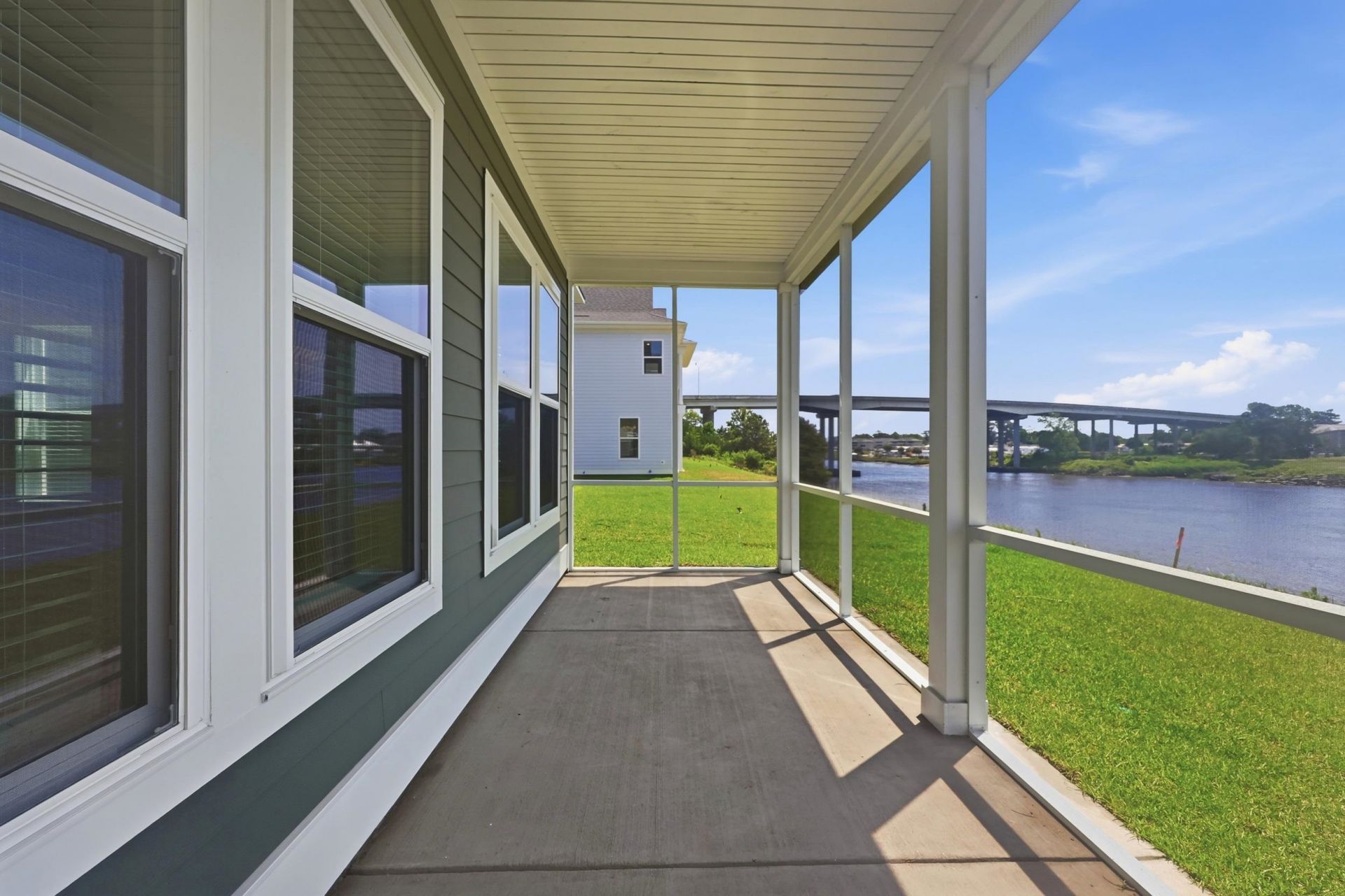 988 Triton Ave. Photo 23