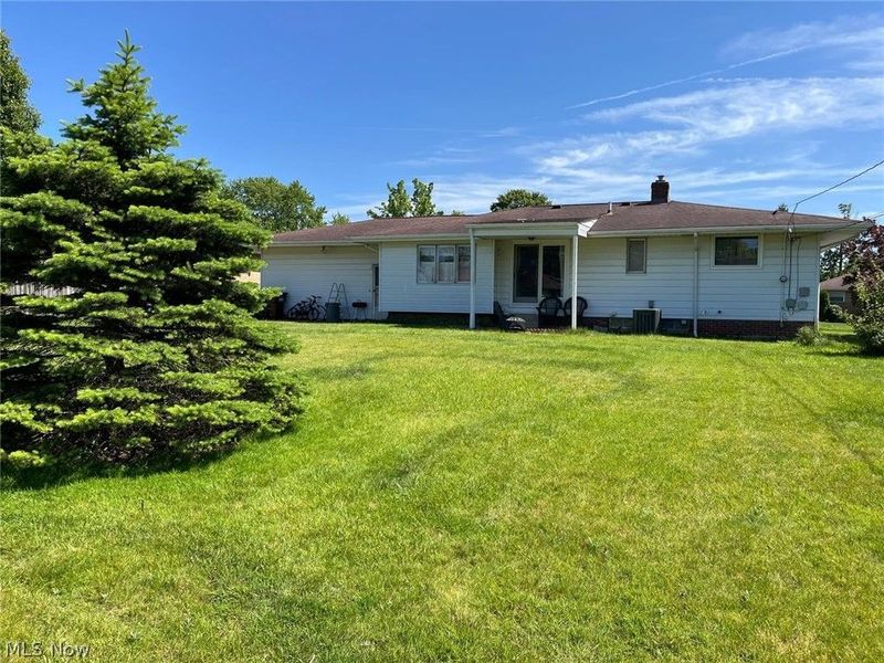 8320 Banner Lane , Parma, OH 44129 Photo 3