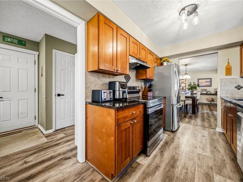 9839 Johnnycake Ridge Road, Concord Township, OH 44060 Photo 17