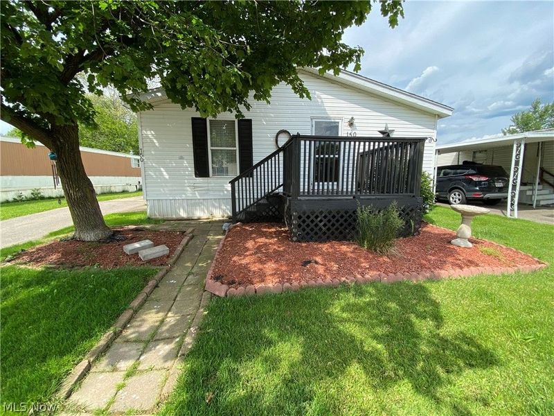 150 Rolling Acres Circle W, Massillon, OH 44647 Photo 2