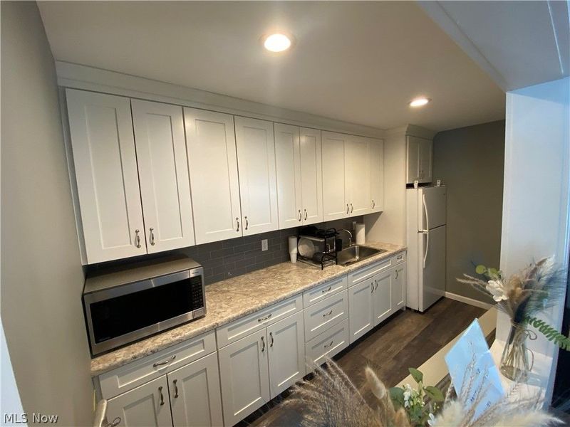 150 Rolling Acres Circle W, Massillon, OH 44647 Photo 30