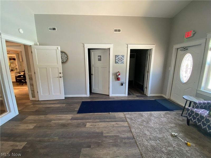 150 Rolling Acres Circle W, Massillon, OH 44647 Photo 32