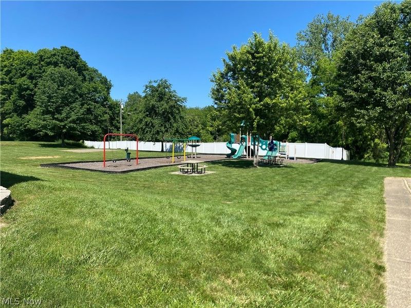 150 Rolling Acres Circle W, Massillon, OH 44647 Photo 34