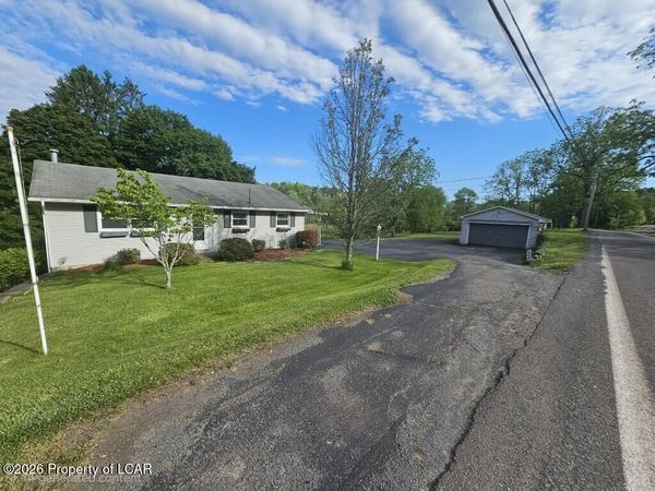 336 Overbrook Road, Dallas, PA 18612