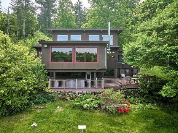 50 Little Rest Rd, Brimfield, MA 01010