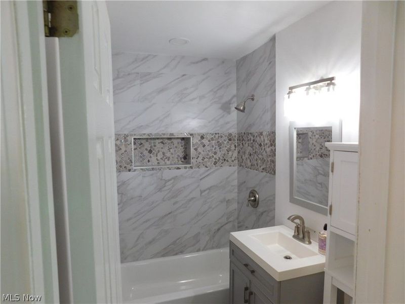 1283 Waverly Road , Eastlake, OH 44095 Photo 14