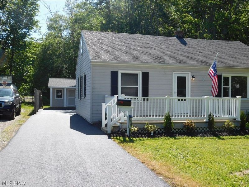 1283 Waverly Road , Eastlake, OH 44095 Photo 2