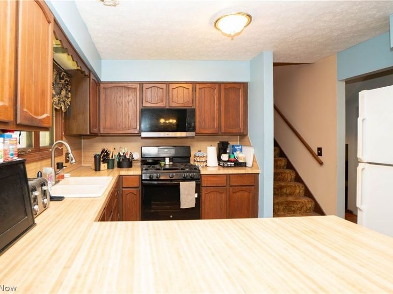 7819 Aramis Street NW, Massillon, OH 44646 Photo 11