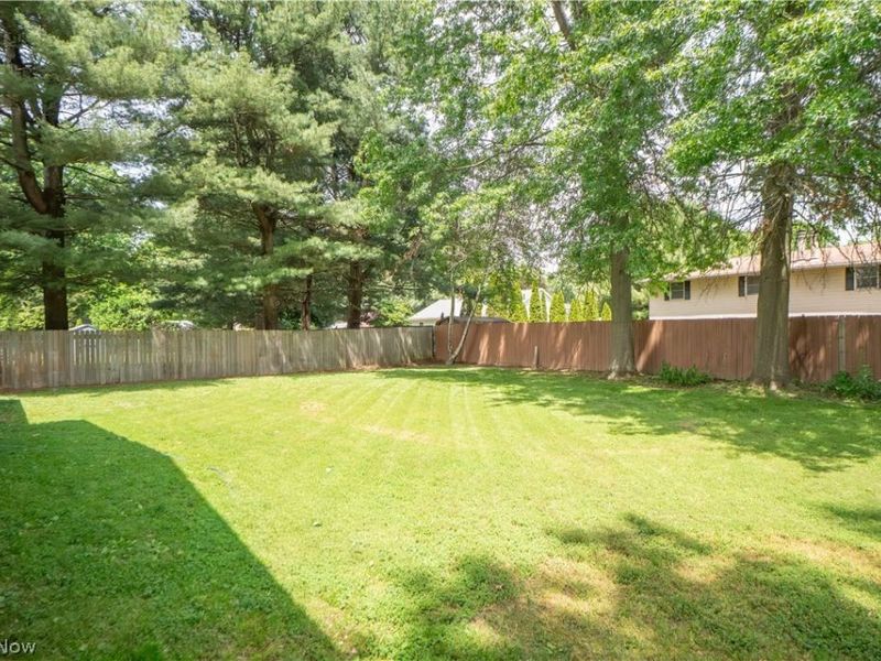 7819 Aramis Street NW, Massillon, OH 44646 Photo 28