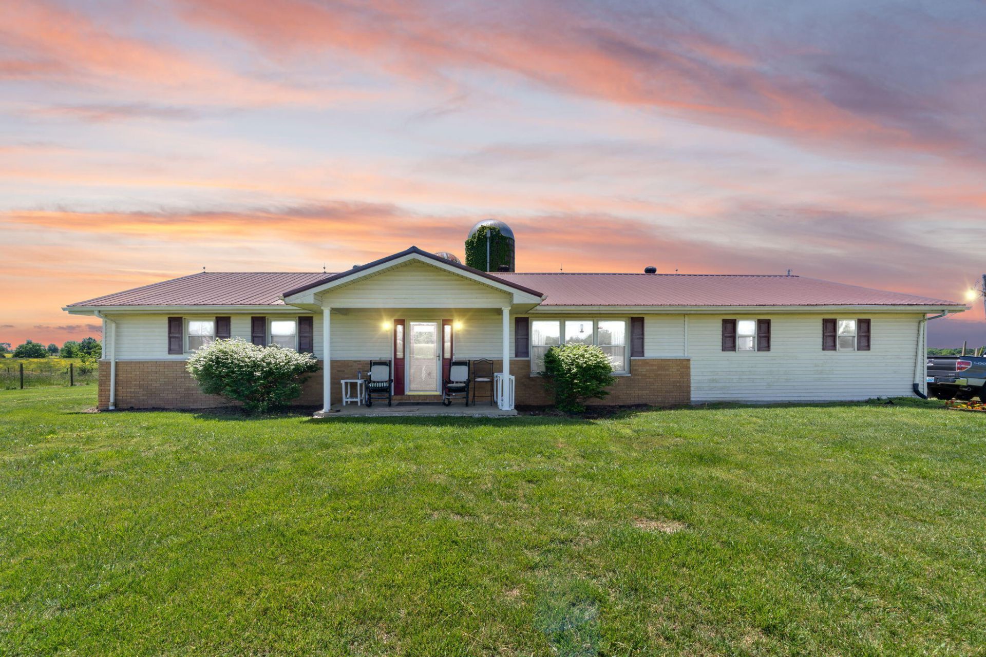 2665 Kentucky 80 , Windsor, KY 42565