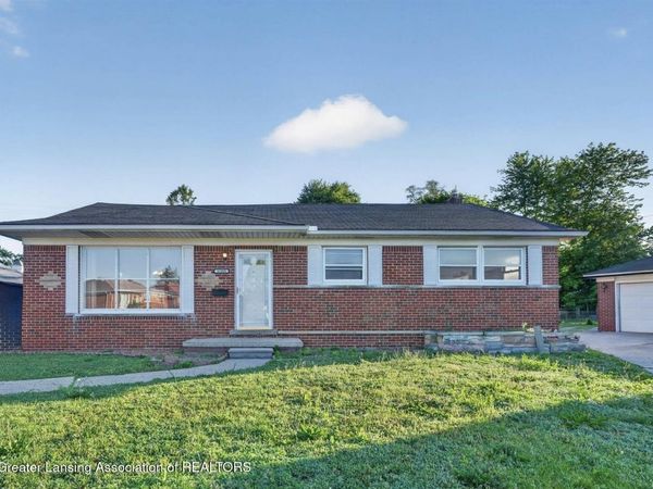 11205 Lillian Avenue, Warren, MI 48089