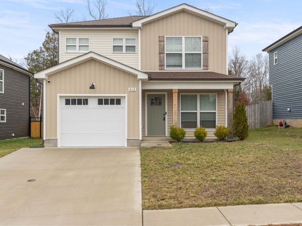 412 Hillside Dr , Clarksville, TN 37040