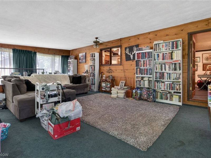 1031 Park Avenue , Amherst, OH 44001 Photo 10