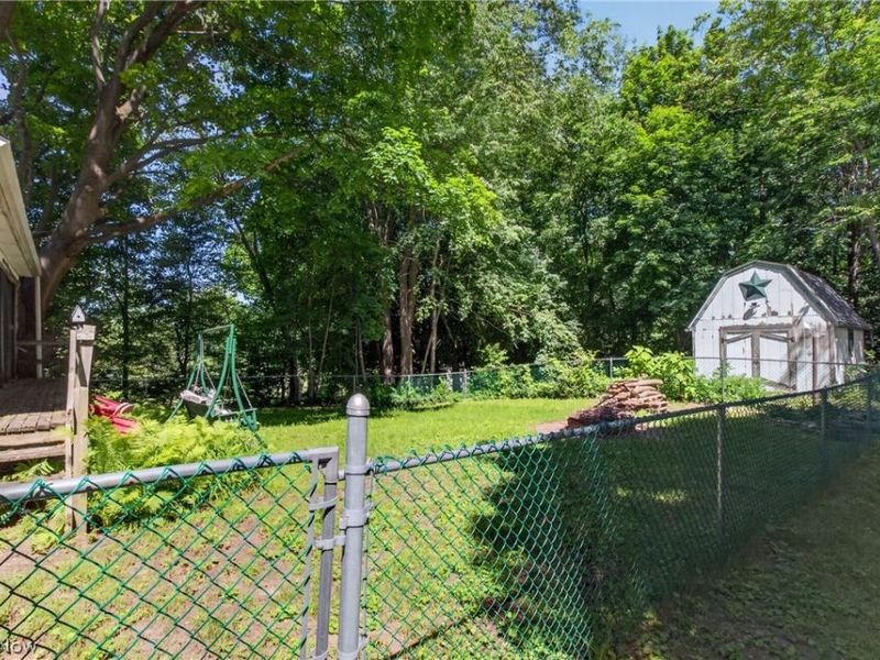 1031 Park Avenue , Amherst, OH 44001 Photo 15