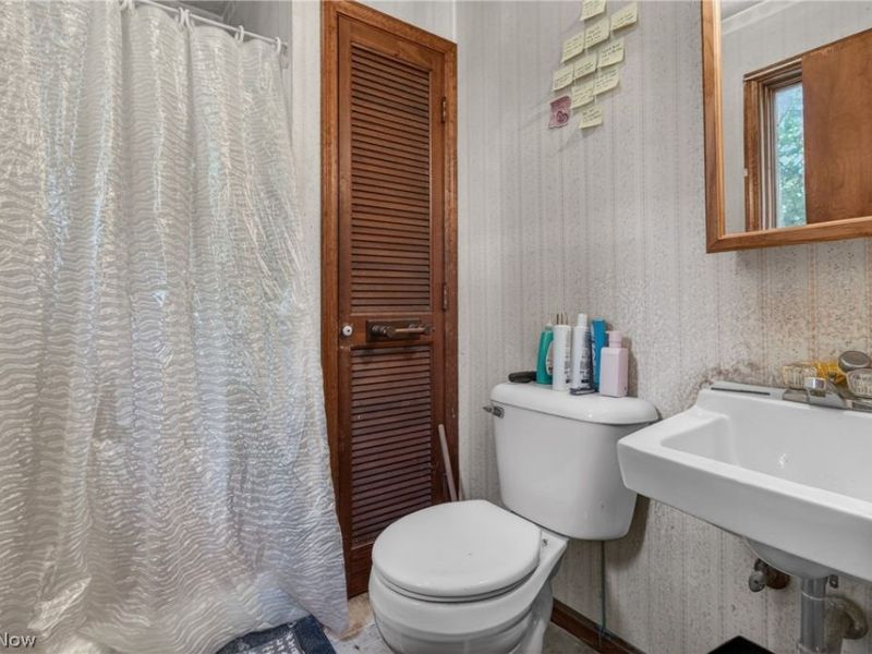 1031 Park Avenue , Amherst, OH 44001 Photo 19