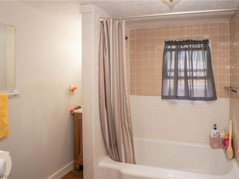 1136 Beardsley Street , Akron, OH 44301 Photo 16