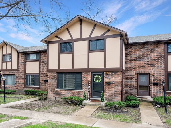 18W269 Kirkland Lane , Villa Park, IL 60181