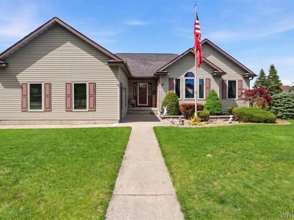 2 Cobblestone Court , Lancaster, NY 14086