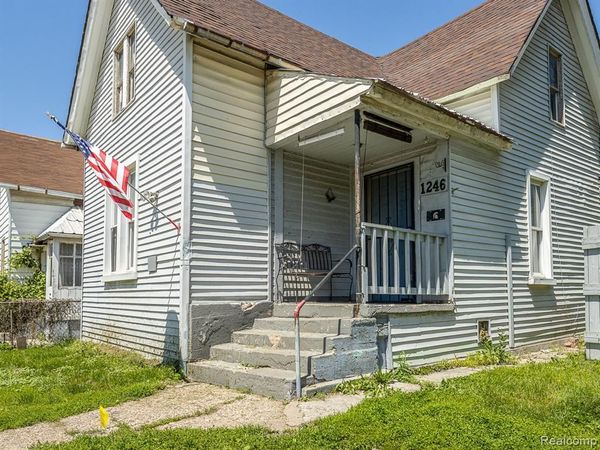 1246 Junction Street , Detroit, MI 48209