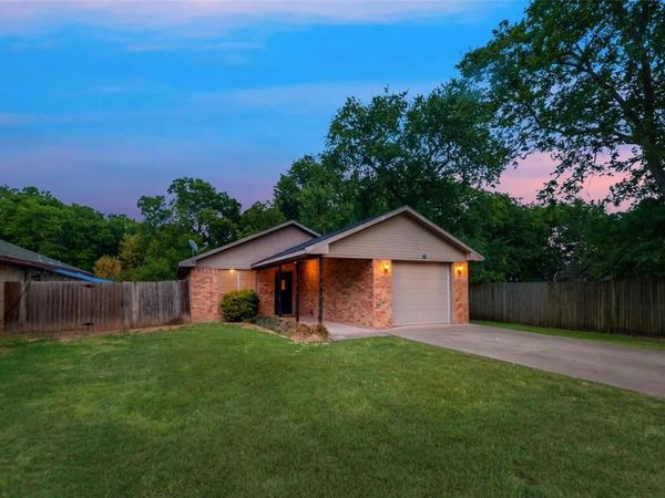 609 Houston Street, Pottsboro, TX 75076