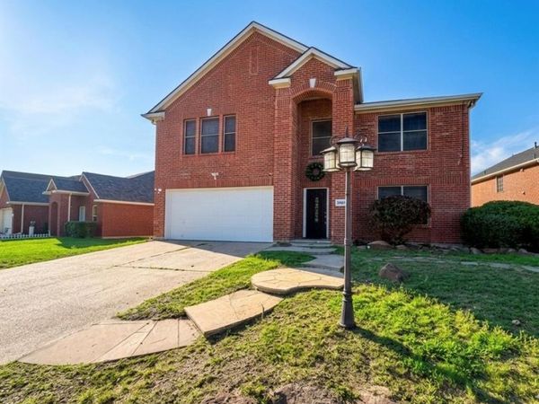 7405 Lake Whitney Drive, Arlington, TX 76002