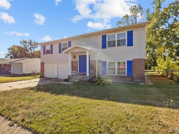 2314 White Ash Court , Florissant, MO 63031
