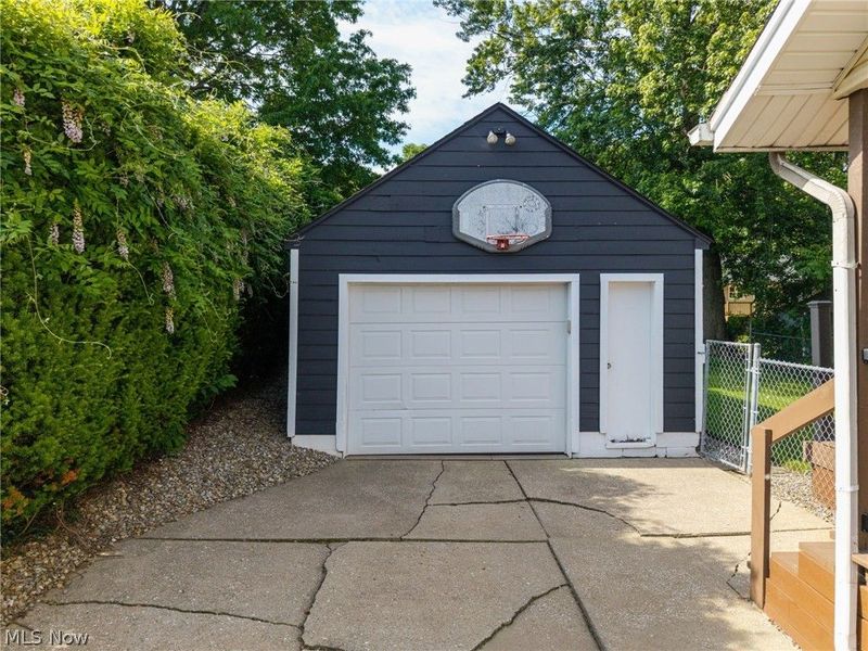 342 Washington Avenue , Barberton, OH 44203 Photo 3