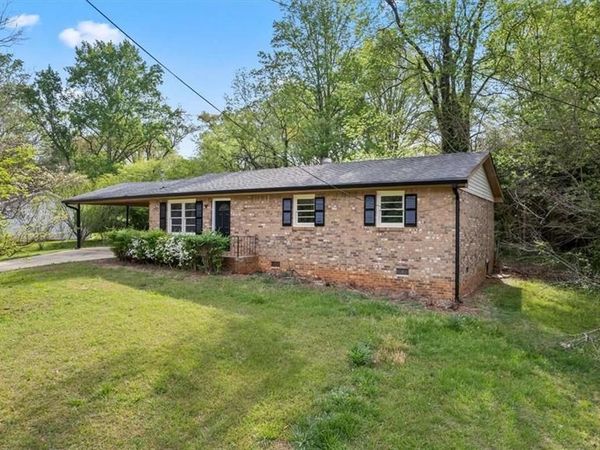 3570 Briar Drive, Lithia Springs, GA 30122