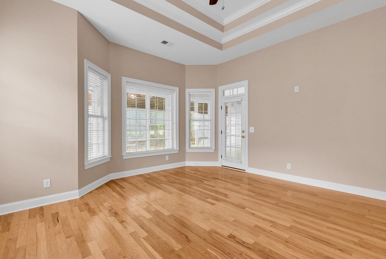 5606 Leatherleaf Dr. Photo 25