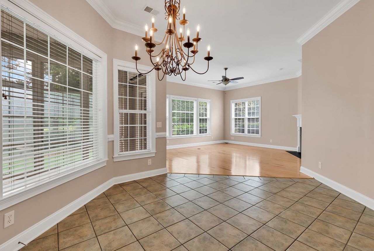 5606 Leatherleaf Dr. Photo 33