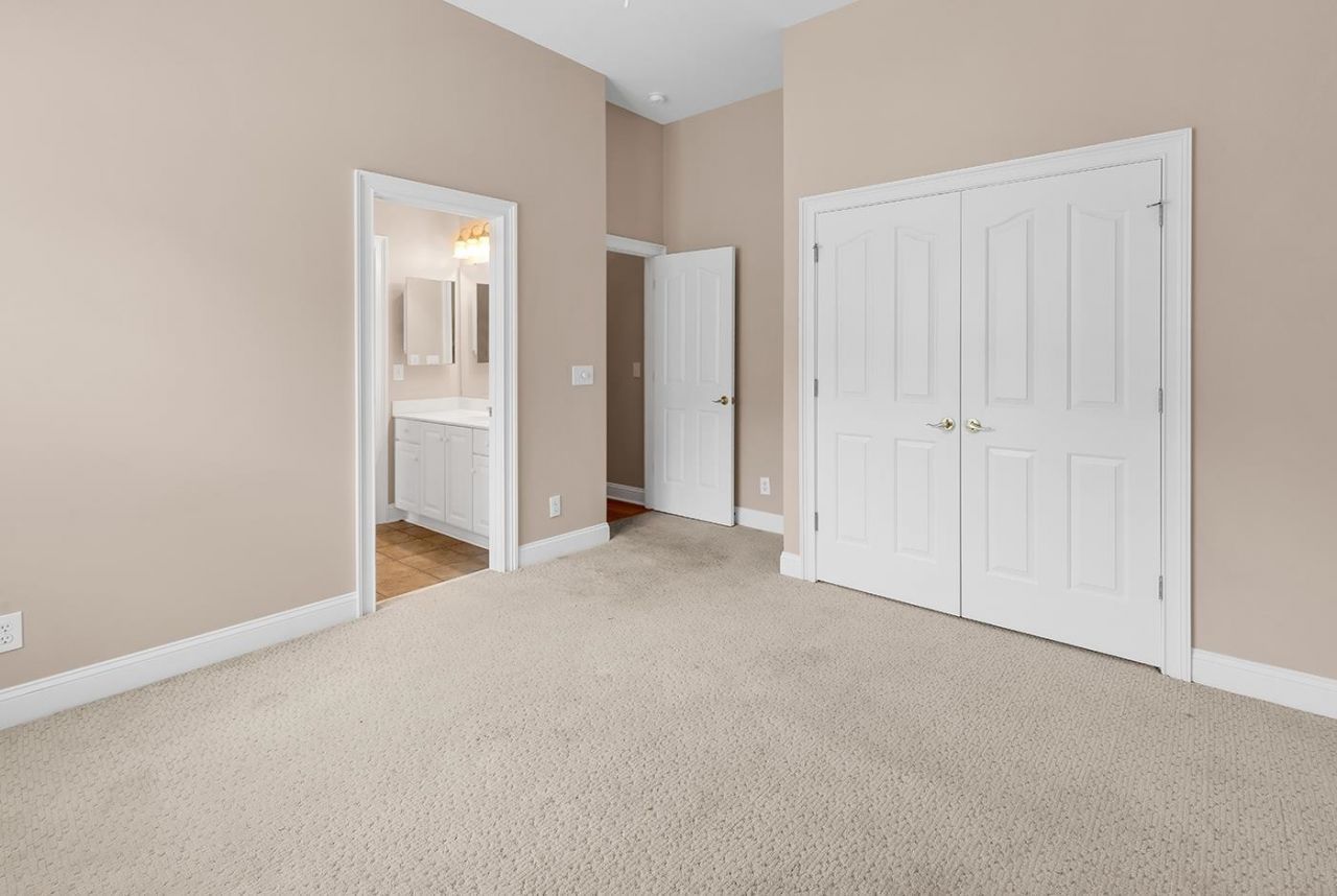 5606 Leatherleaf Dr. Photo 49